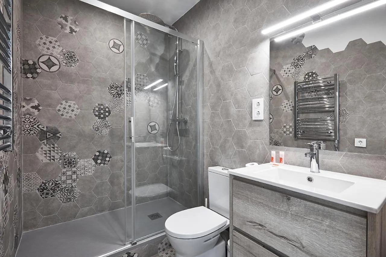Bbarcelona Fira Superior Flats Apartment